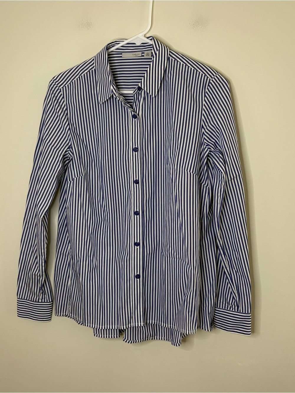 Halogen Women’s Small Long Sleeve Button Up Blue White Striped Preppy Coastal